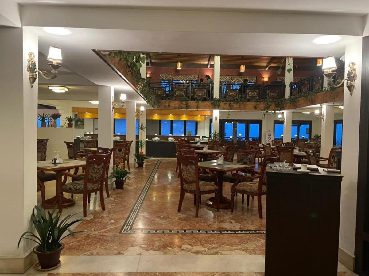 Denzong Regency- Luxury Mountain Retreat Spa & Casino Gangtok Exterior photo