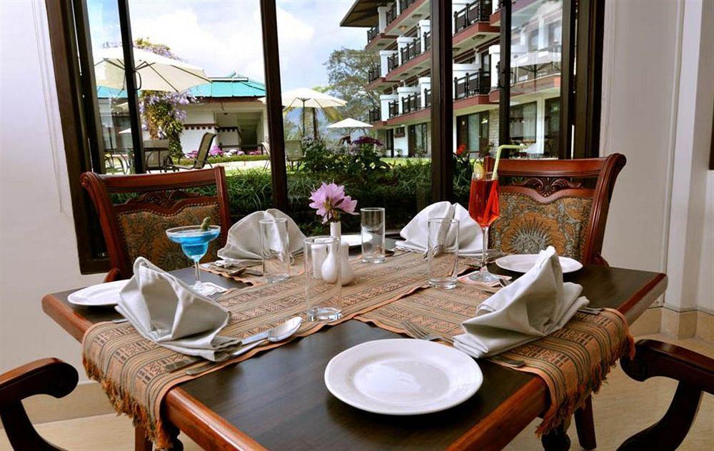 Denzong Regency- Luxury Mountain Retreat Spa & Casino Gangtok Exterior photo