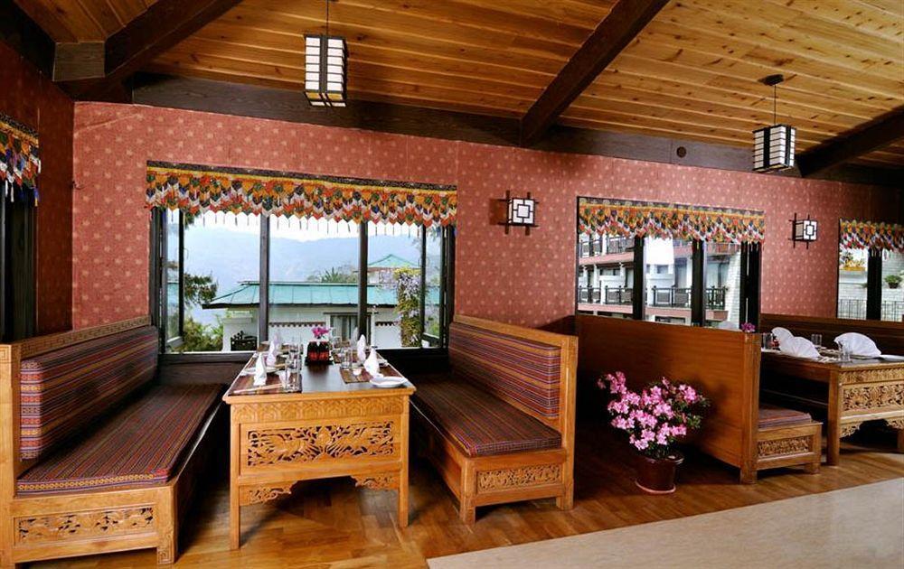 Denzong Regency- Luxury Mountain Retreat Spa & Casino Gangtok Exterior photo