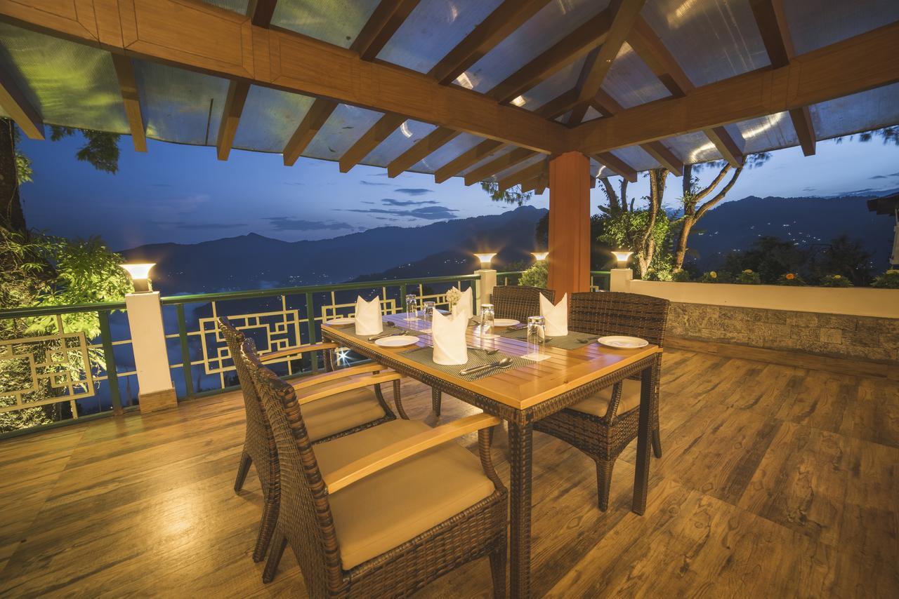Denzong Regency- Luxury Mountain Retreat Spa & Casino Gangtok Exterior photo